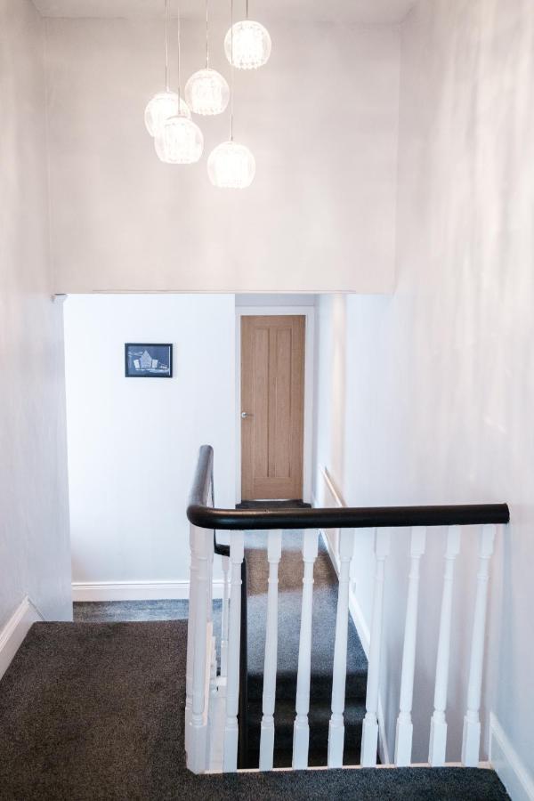Gorgeous 3 Bedroom Victorian Townhouse Lisburn Exteriör bild